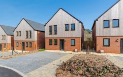 Images for Off Sandy Lane, Gatcombe, Nr Newport