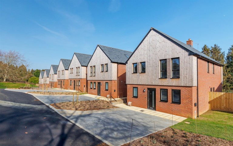 Images for Off Sandy Lane, Gatcombe, Nr Newport