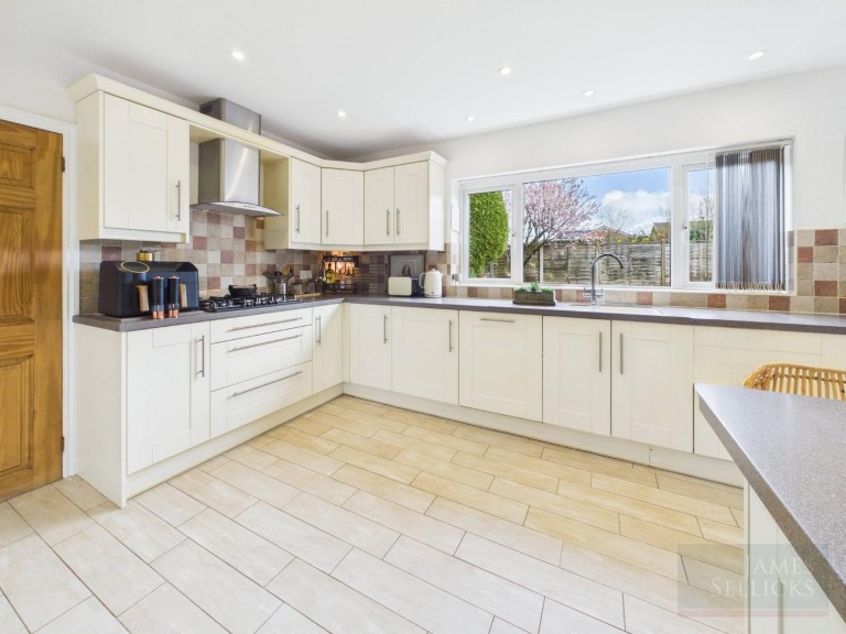 Images for Firs Road, Houghton On The Hill, Leicester