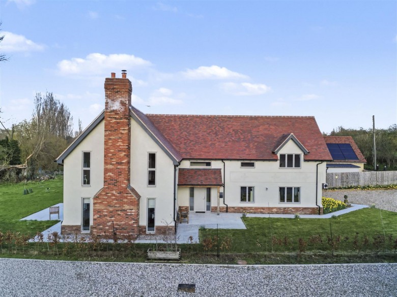Click the photo for more details of Rookery Lane, Wendens Ambo, Saffron Walden