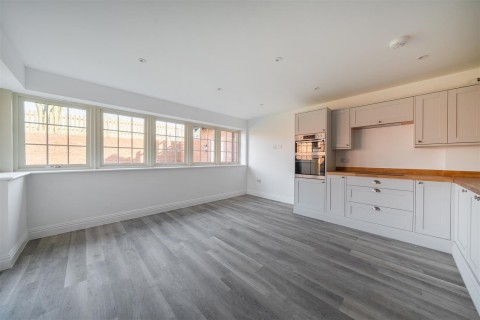 Click the photo for more details of Fox View, Milborne St Andrew