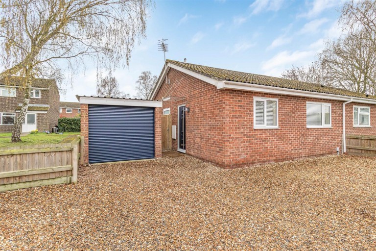 Images for Honeysuckle Close, Red Lodge