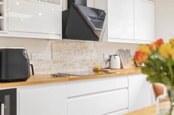 Images for Honeysuckle Close, Red Lodge