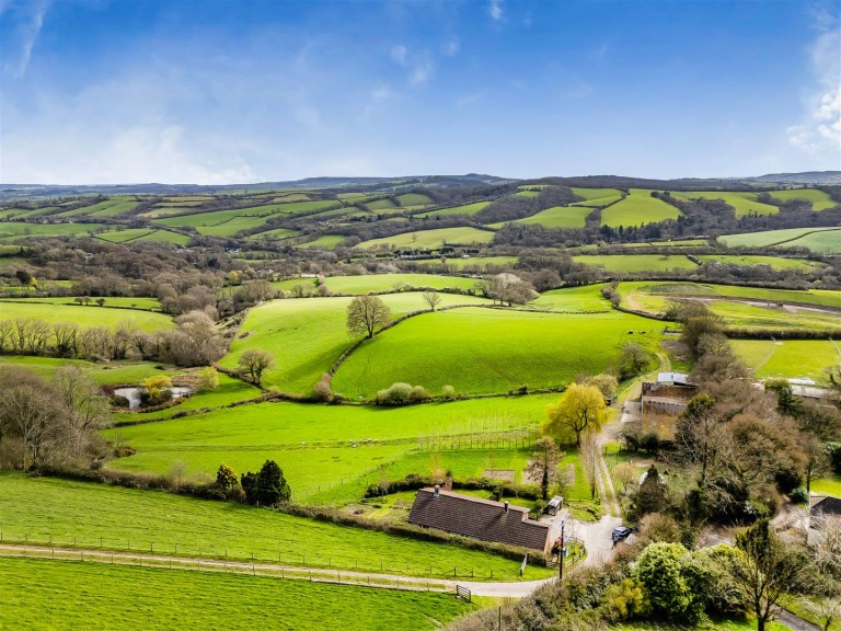 Images for Whitestone, Exeter