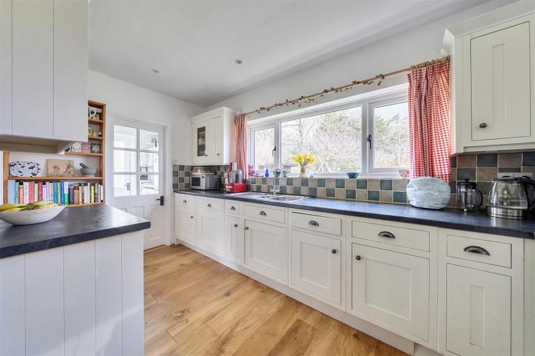 Images for West Knoyle, Warminster