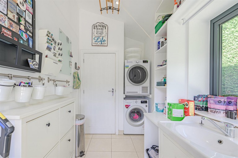 Images for Warton Lane, Austrey, CV9