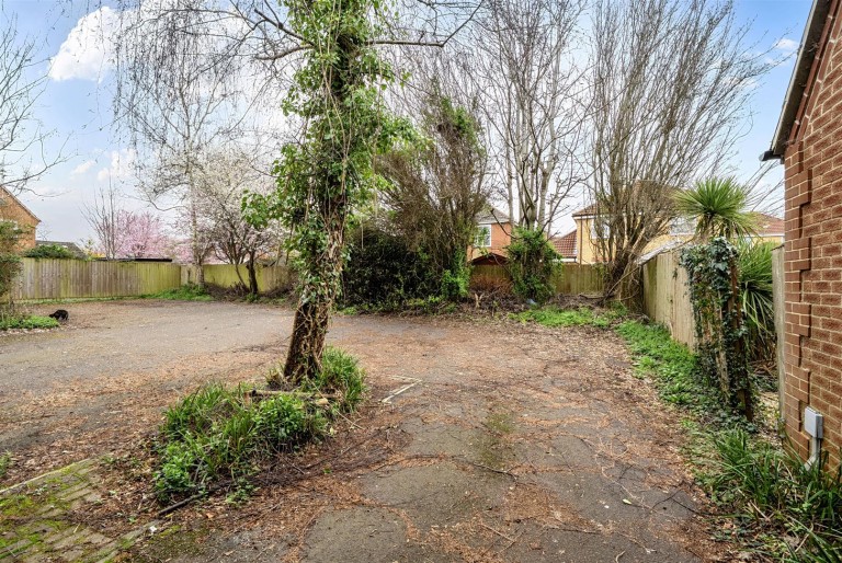 Images for Showell Park, Staplegrove, Taunton