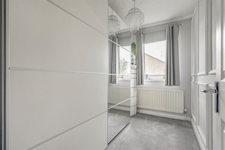 Images for Buntings Crescent, Burwell