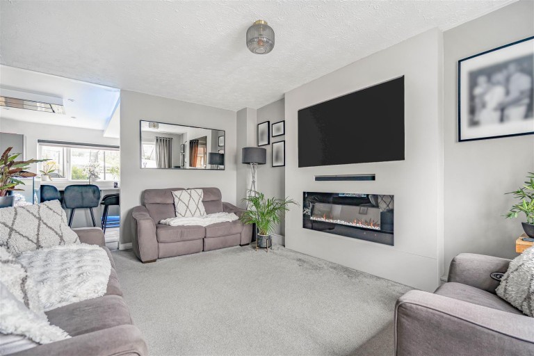 Images for Buntings Crescent, Burwell