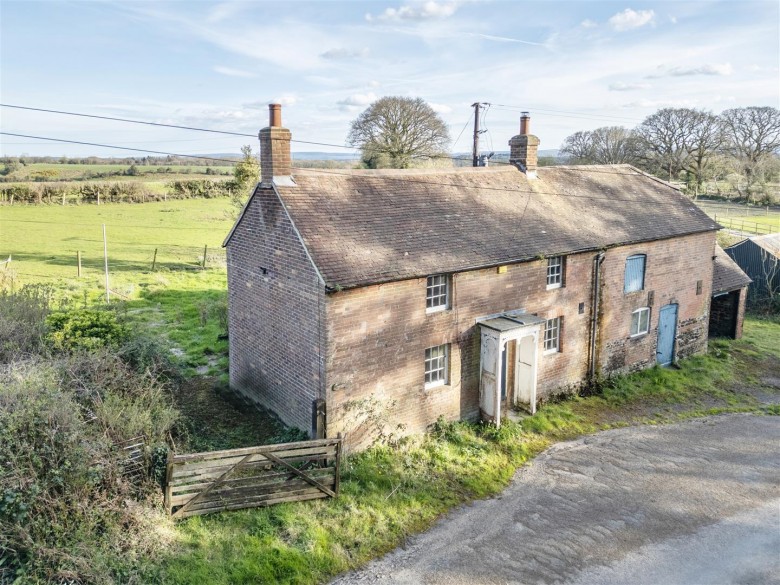 Click the photo for more details of Goodwin's Lane, East Morden, Wareham