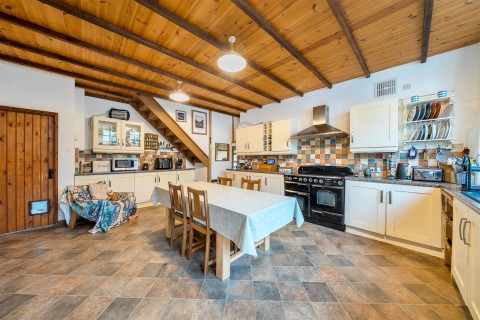 Click the photo for more details of Ashwater, Beaworthy