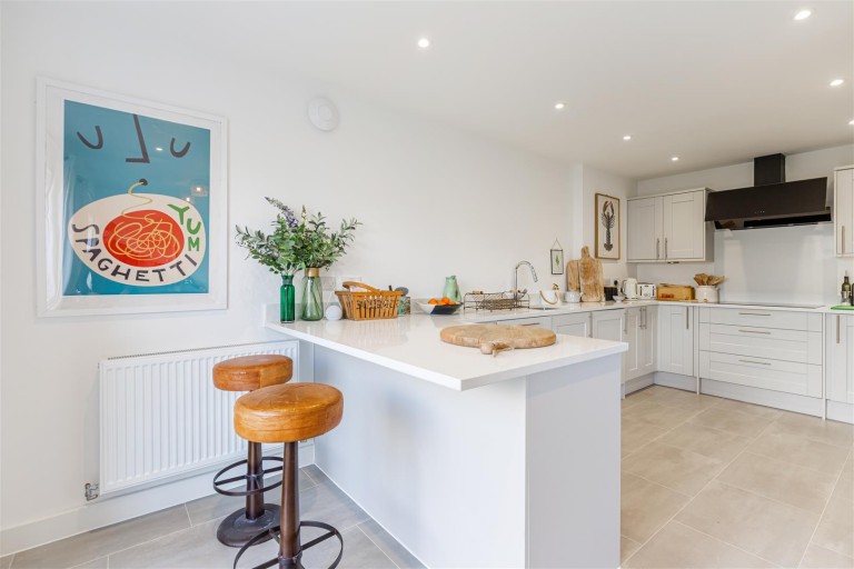 Images for Applegate Way, Kingsbridge