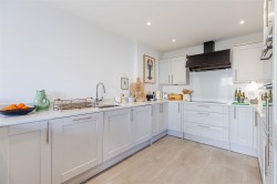 Images for Applegate Way, Kingsbridge