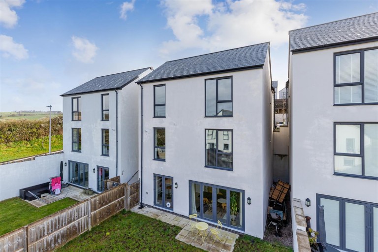 Images for Applegate Way, Kingsbridge