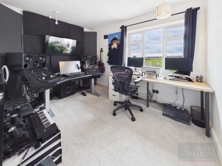 Images for Windy Ridge, Lowesby, Leicestershire