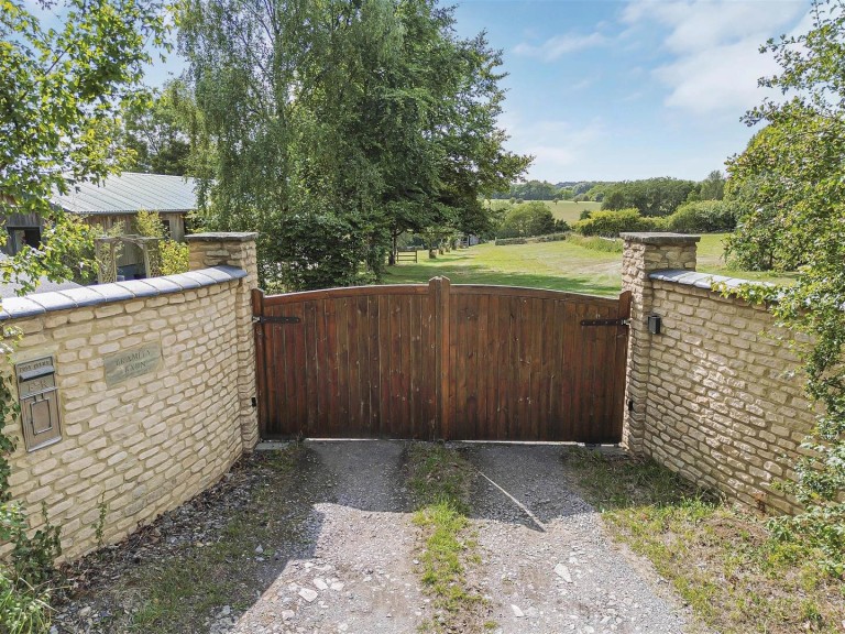 Images for Cuttle Mill Lane, Paulerspury, NN12