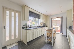 Images for Wood Lane, Newhall, DE11