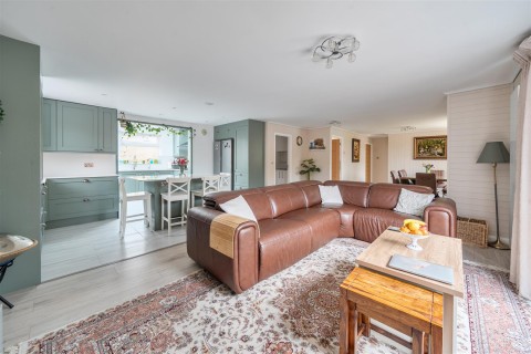 Click the photo for more details of Juniper Hill, NN13