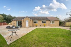 Images for Juniper Hill, NN13