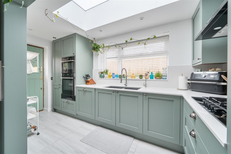 Images for Juniper Hill, NN13