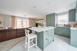 Images for Juniper Hill, NN13