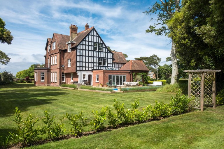 Images for Totland Bay, Isle of wight