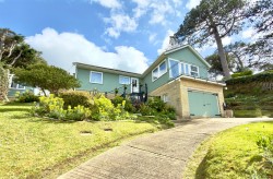 Images for Totland Bay, Isle of Wight
