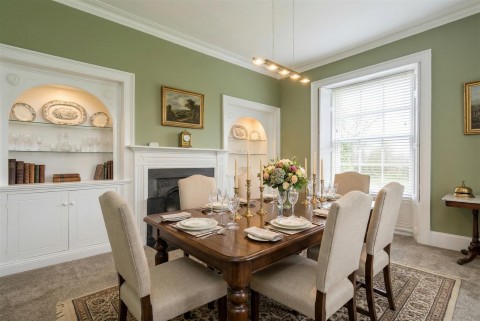 Click the photo for more details of Hackthorn, Lincoln