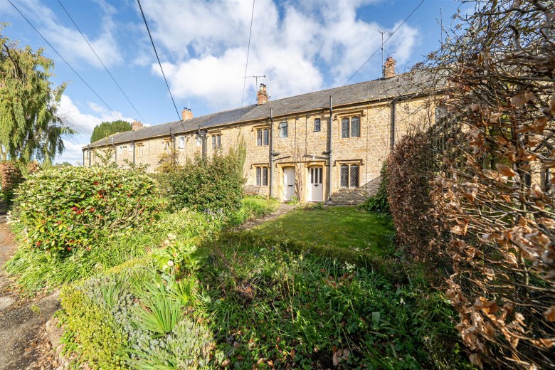 Click the photo for more details of Church Close, West Chinnock, Crewkerne