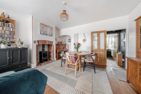 Click the photo for more details of South Villas, Cotford St. Luke, Taunton