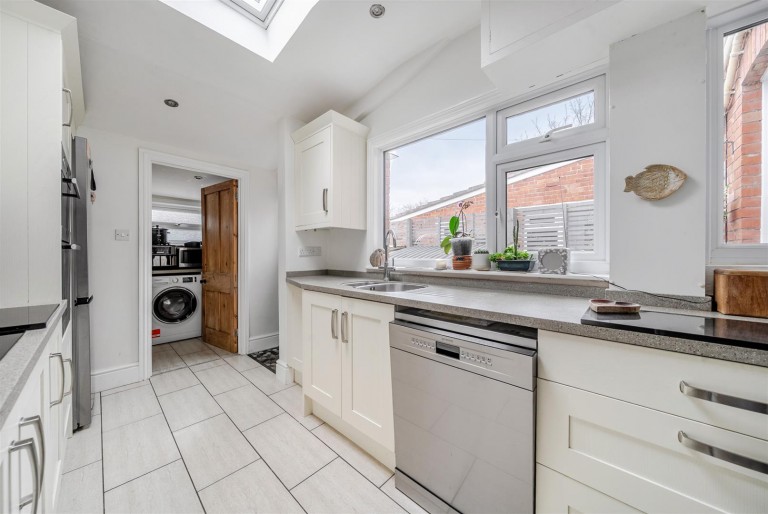 Images for South Villas, Cotford St. Luke, Taunton