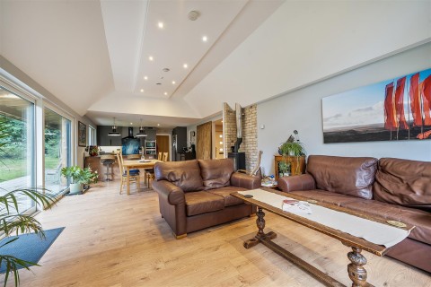 Click the photo for more details of Moretonhampstead, Newton Abbot