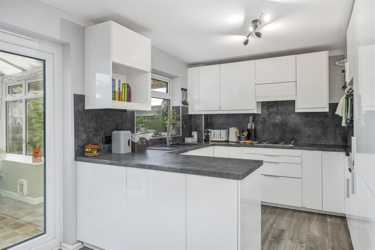 Images for Kingfisher Drive, Banbury