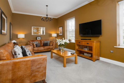 Click the photo for more details of Dixwell Way, Rugby, CV23