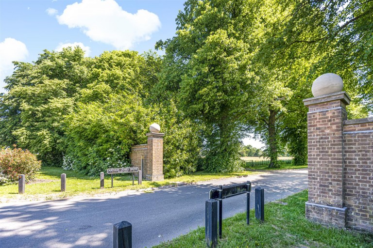 Images for Dixwell Way, Rugby, CV23