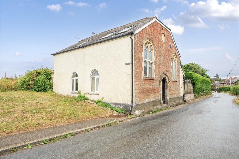 Click the photo for more details of Chapel Cottage, Okeford Fitzpaine, Dorset