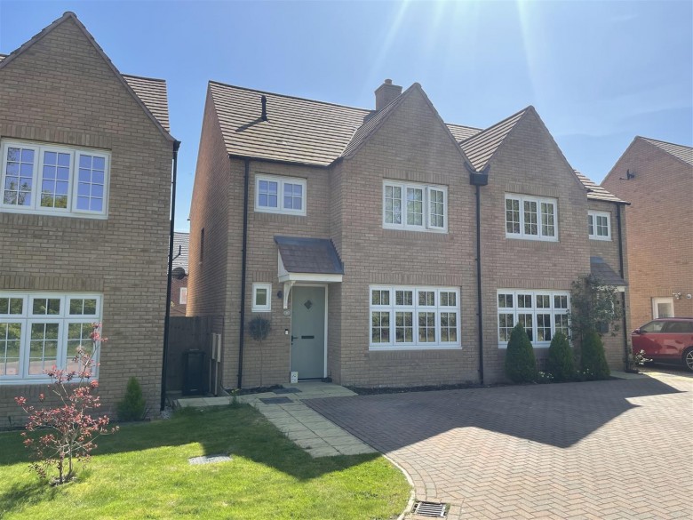 Click the photo for more details of Betts Close, Banbury