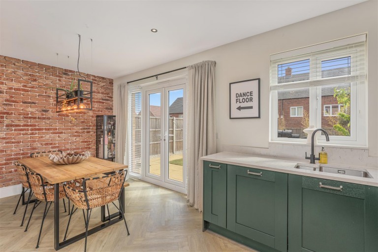Images for Betts Close, Banbury
