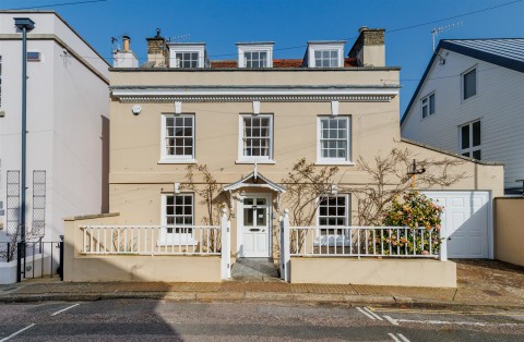 Click the photo for more details of Yarmouth, Isle of Wight