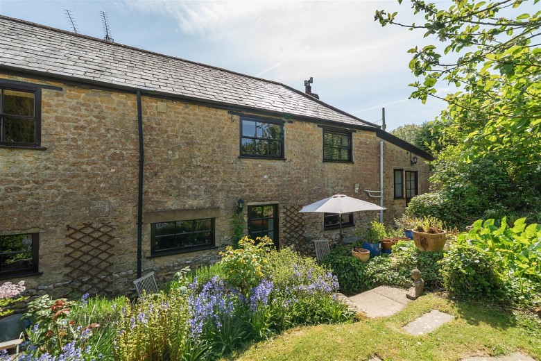 Click the photo for more details of High Street, Broadwindsor, Beaminster