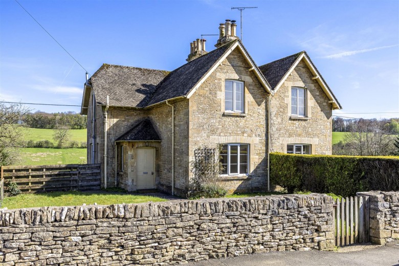 Click the photo for more details of Rendcomb, Cirencester