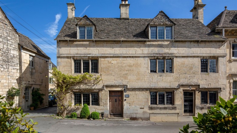 Click the photo for more details of St. Marys Street, Painswick, Stroud