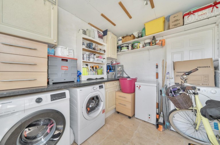 Images for Lady Close, Newnham, NN11