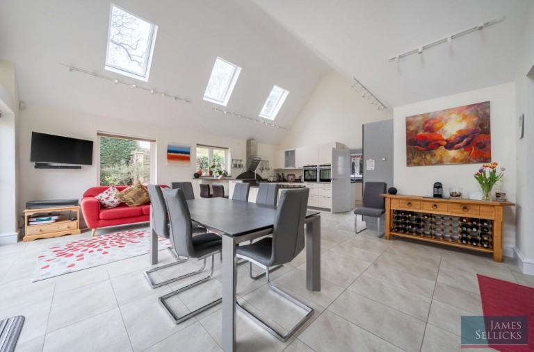 Images for The Woodlands, Market Harborough