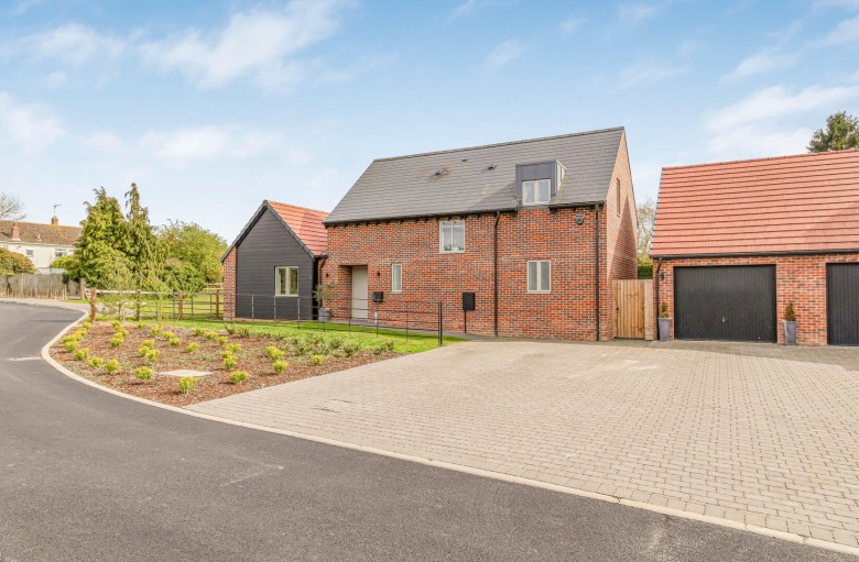 Click the photo for more details of Ash Drive, Ashley