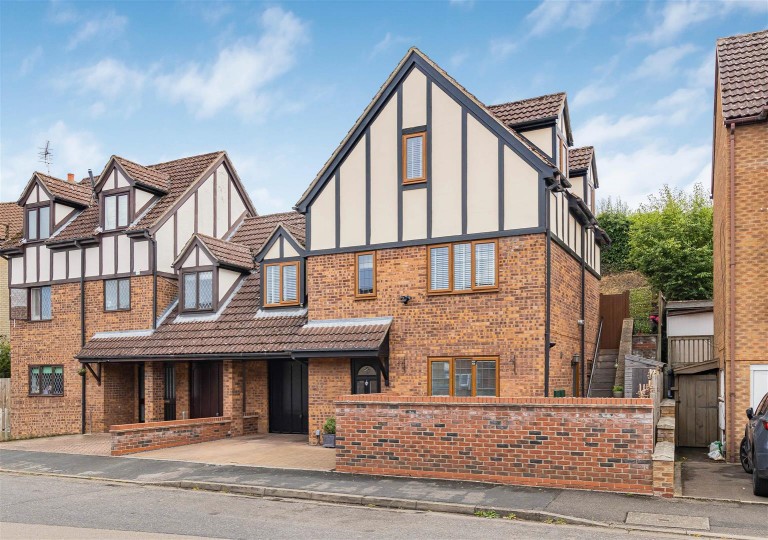 Images for Crockfords Road, Newmarket