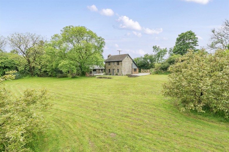 Click the photo for more details of Muchlarnick, Pelynt, Looe