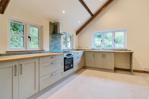 Click the photo for more details of Muchlarnick, Pelynt, Looe