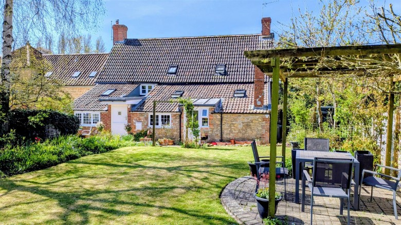 Click the photo for more details of Haselbury Plucknett, Crewkerne