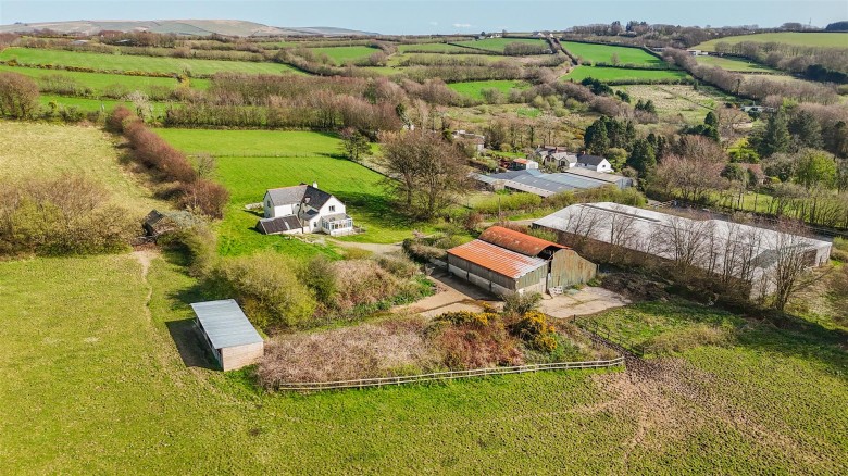 Click the photo for more details of Bratton Fleming, Barnstaple